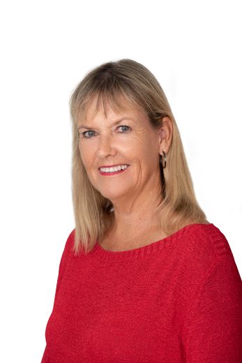 Donna Waldman  - Real Estate Agent at Ulysses Real Estate Cairns - .