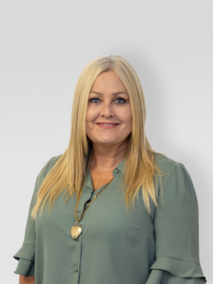 Doreen Charity Real Estate Agent