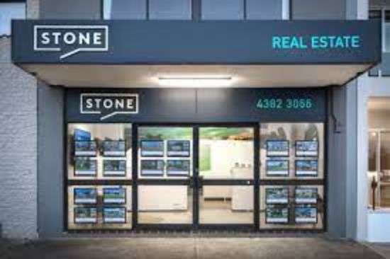 Stone - Engadine - Real Estate Agency