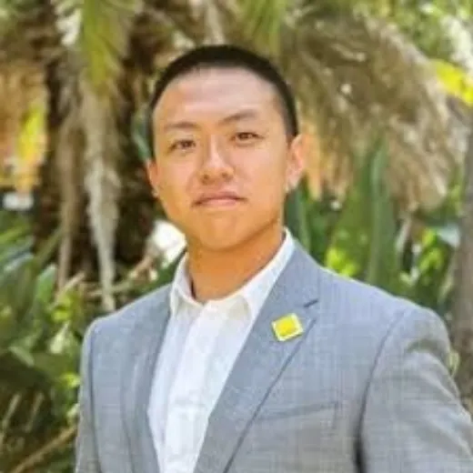 Ocean Ao Peng - Real Estate Agent at Ray White Norwest - BELLA VISTA