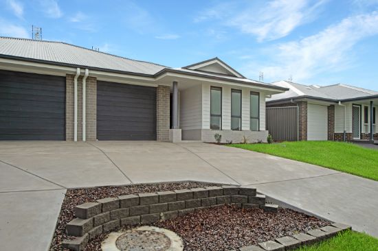 10 Thursltone, Farley, NSW 2320