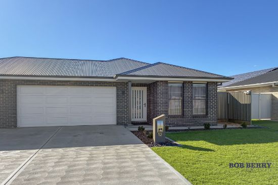 12 Tide Crescent, Dubbo, NSW 2830