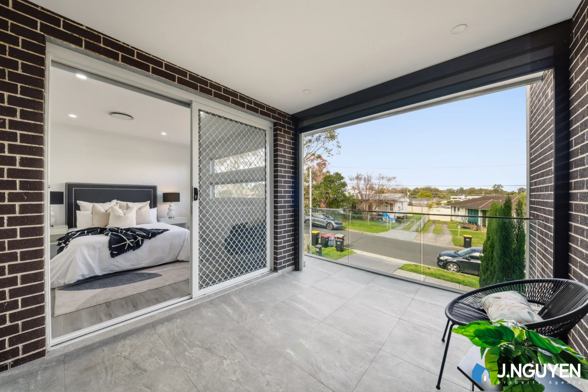 15a Thomas Avenue, Lurnea, NSW 2170