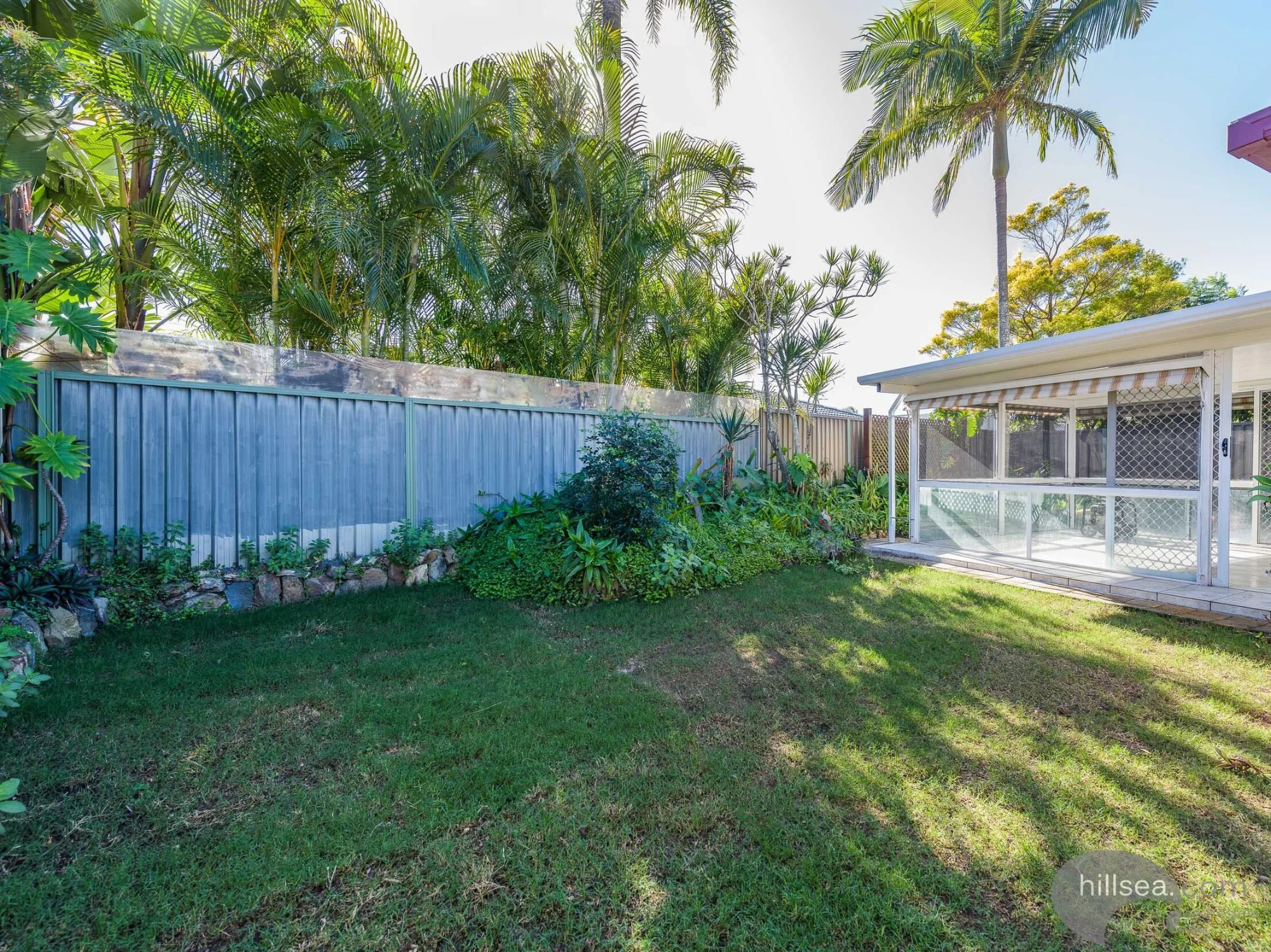 2/10 Eurimbula Court, Paradise Point, Qld 4216