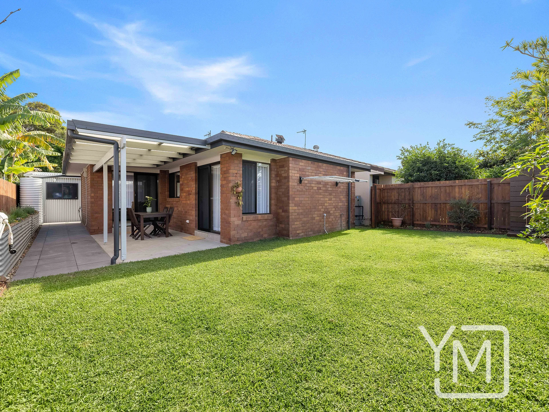 2/11 Pumicestone Place, Golden Beach, Qld 4551