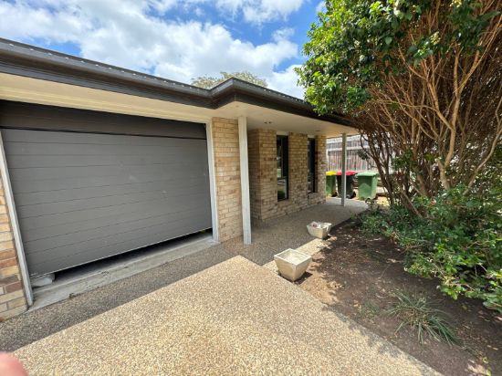 2/18 Ashfield Street, North Ipswich, Qld 4305