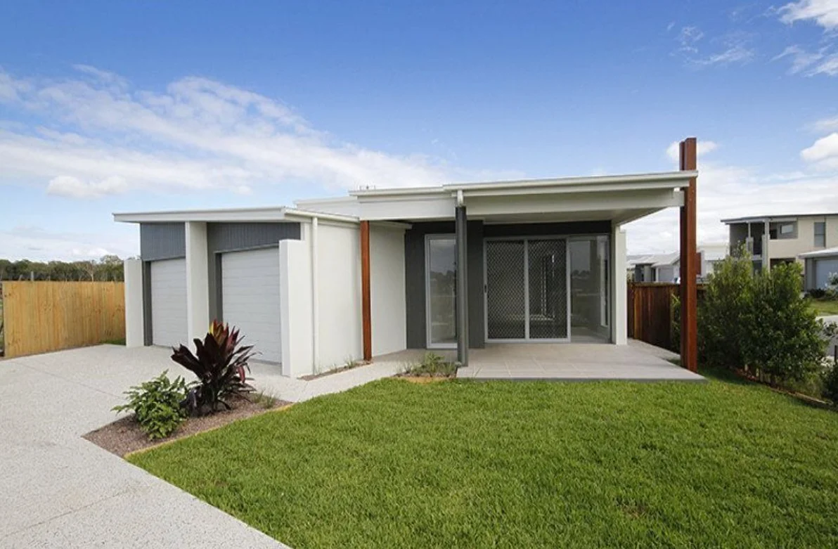 2/2 Waterway drive, Birtinya, Qld 4575