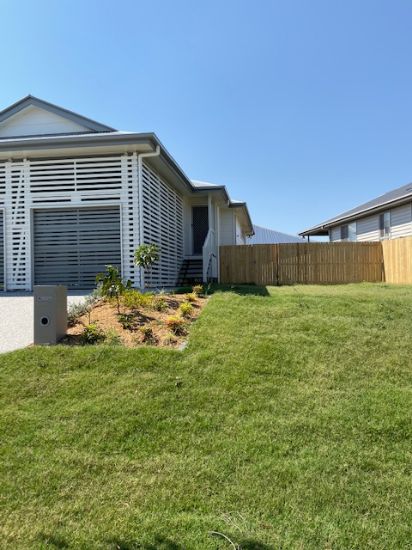 2/3 Zanow Street, North Booval, Qld 4304