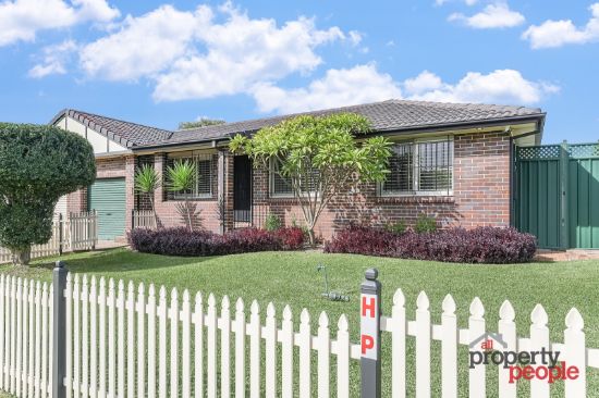 2A Magpie Place, Ingleburn, NSW 2565
