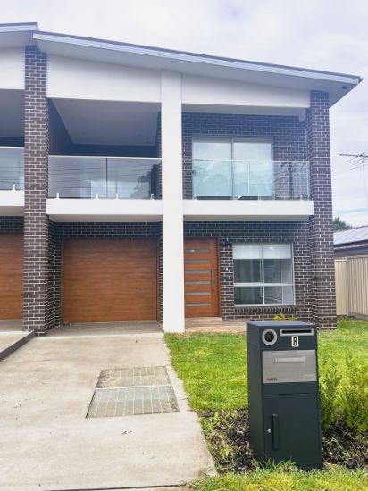 8 Scott Street, Toongabbie, NSW 2146