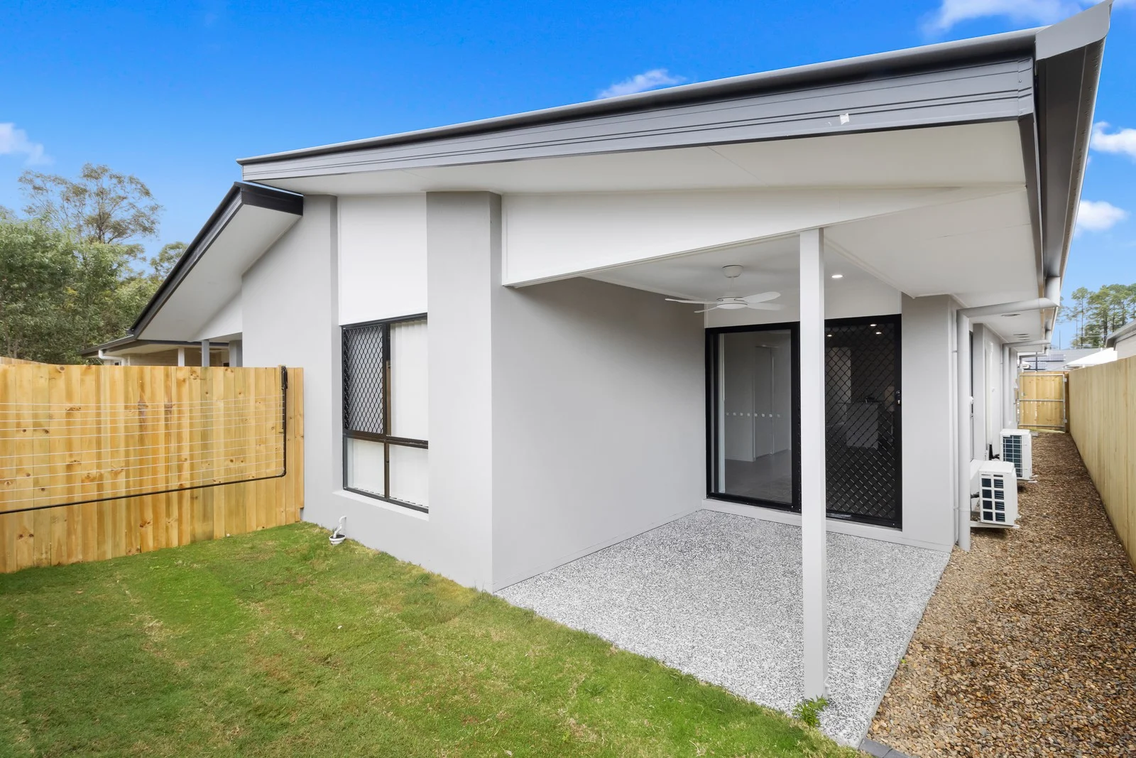 1/6 Elon Street, Park Ridge QLD 4125