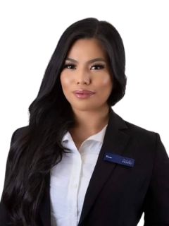 Duyen Dee Le - Real Estate Agent Duyen Dee Le - Real Estate Agent