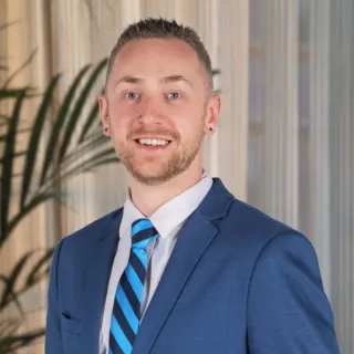 Mitchell Edwards - Real Estate Agent