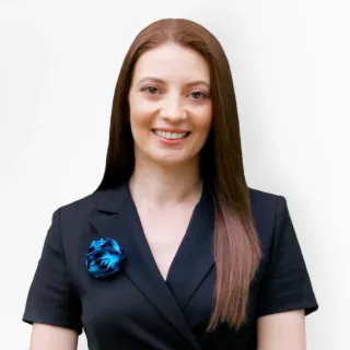 Mikaela Etri - Real Estate Agent