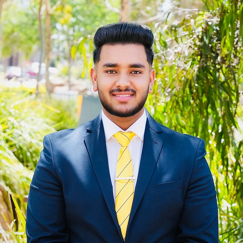Arun Mahajan - Real Estate Agent