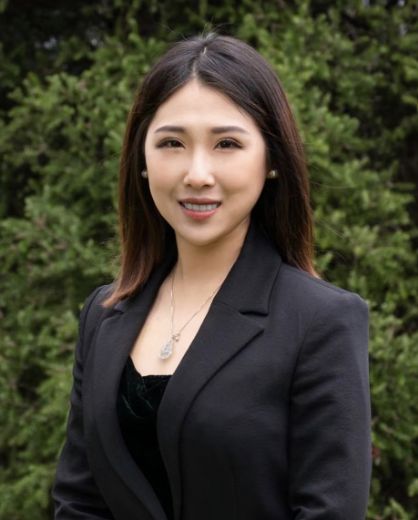 Elaine Qian - Real Estate Agent at First National Real Estate Janssen & Co. - KEW