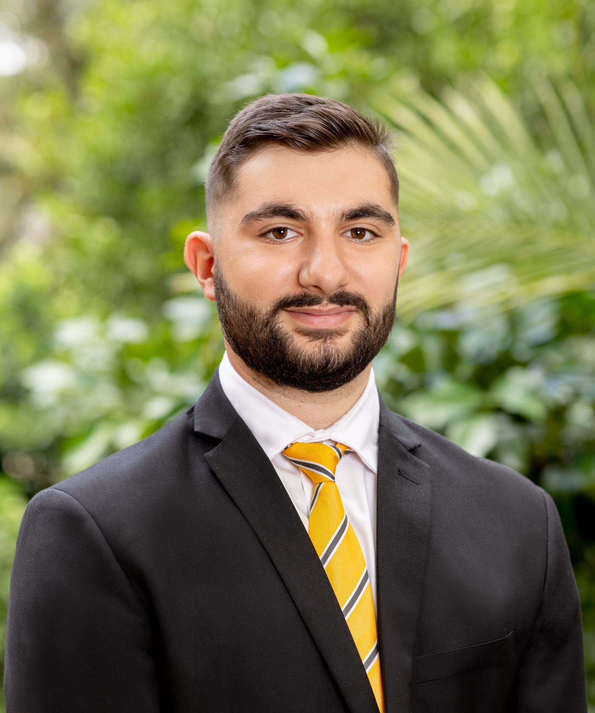 Elias Alam Real Estate Agent