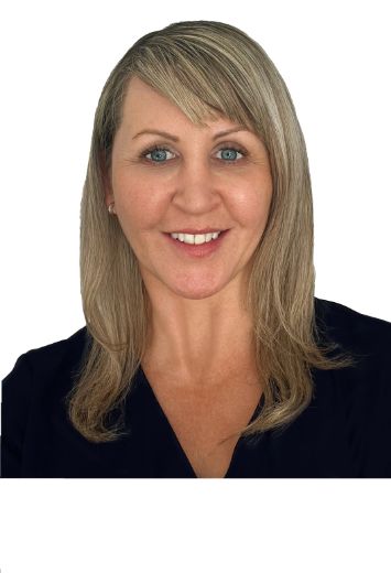 Eliza Mearns - Real Estate Agent at Realmark Commercial - Pilbara