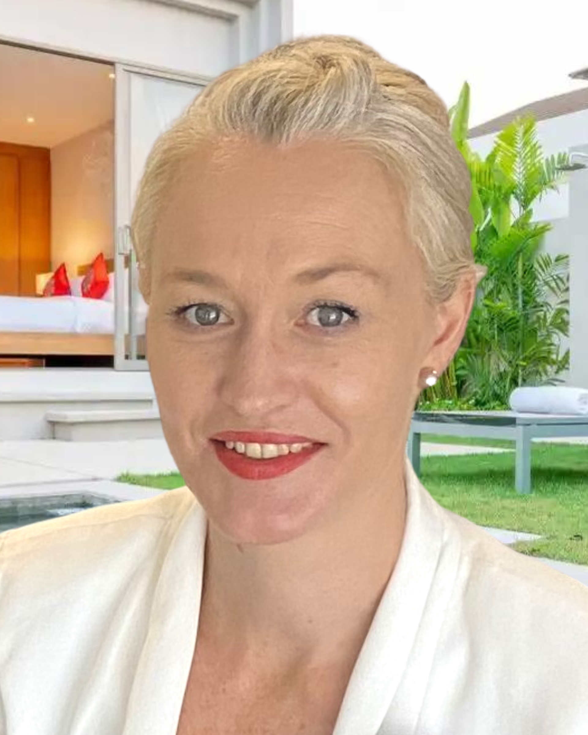 Elizabeth CromeyHawke Real Estate Agent