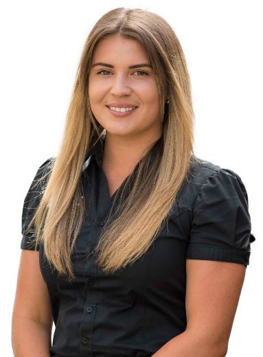 Ellie Burton - Real Estate Agent at Integrity Real Estate - Nowra