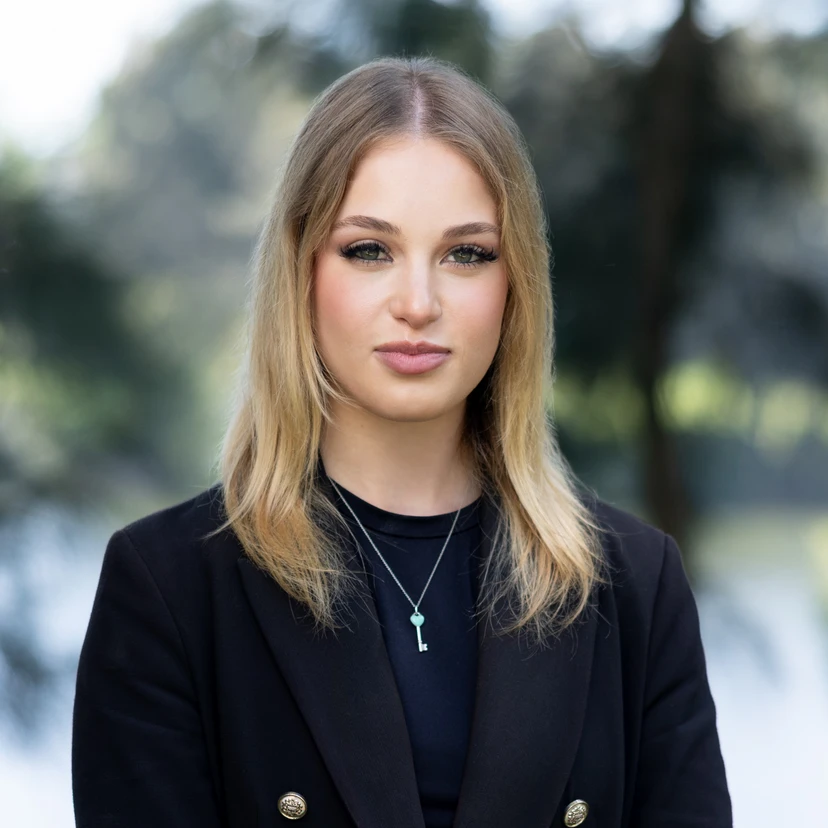 Emily Toth - Real Estate Agent