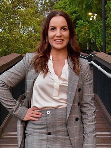Emily Gordon - Real Estate Agent at Coronis National 