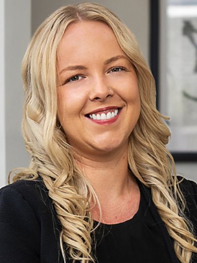 Emma Crow - Real Estate Agent at Stone Real Estate Macarthur