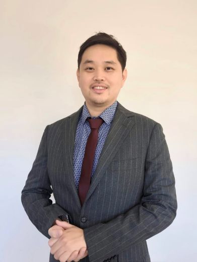 Eric Peng - Real Estate Agent at Focus Realty Group - VICTORIA PARK