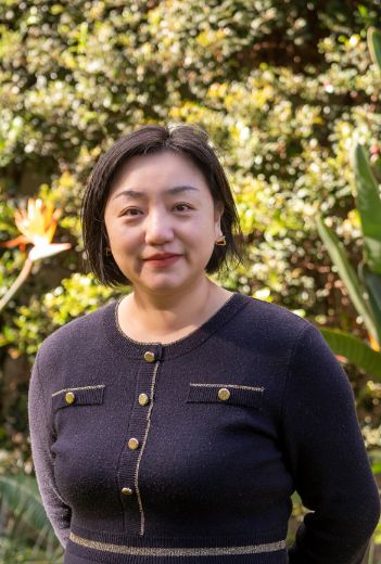 Erica Tian - Real Estate Agent at Meriton - Sydney