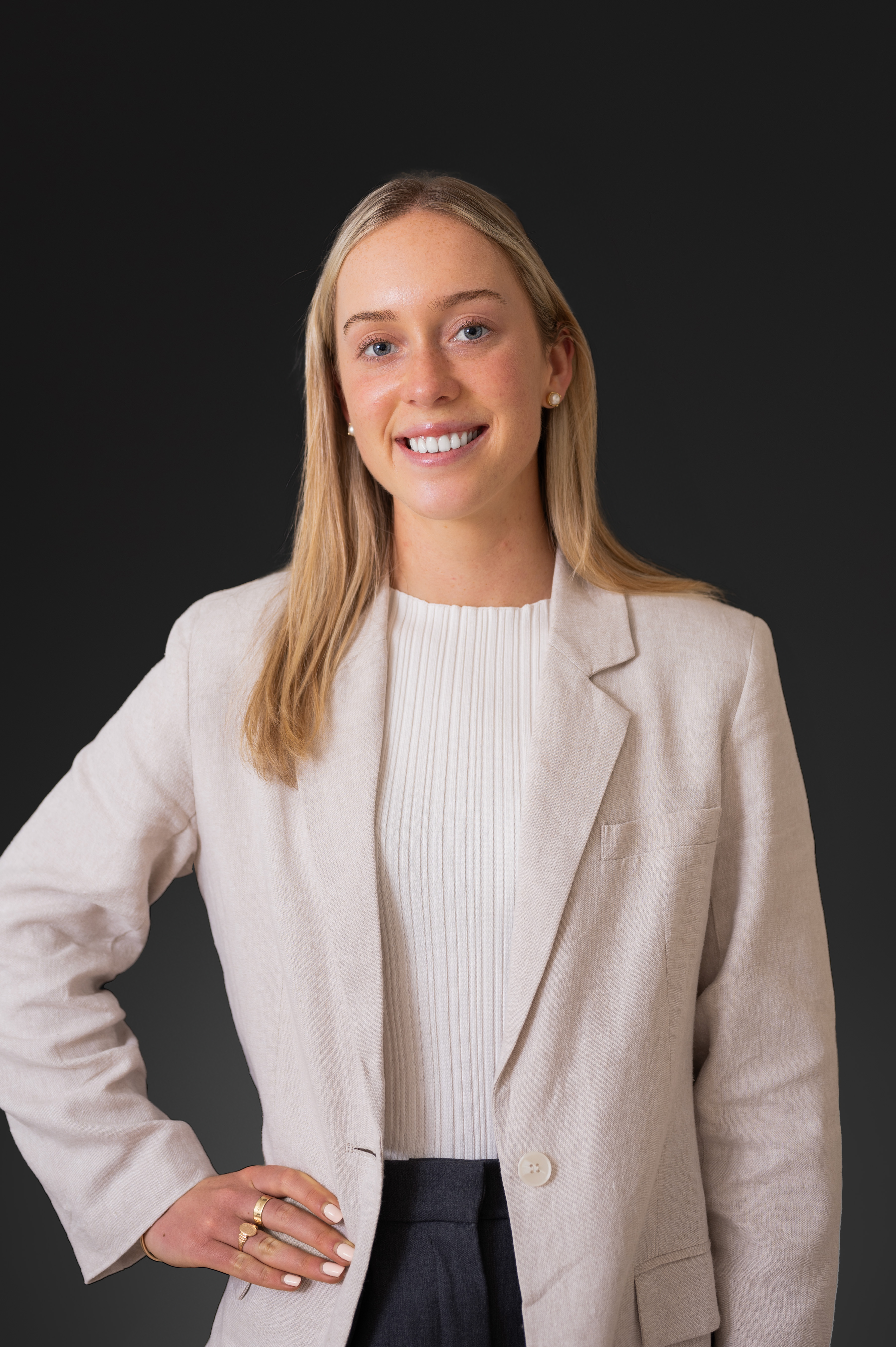 Eva Parnell - Real Estate Agent