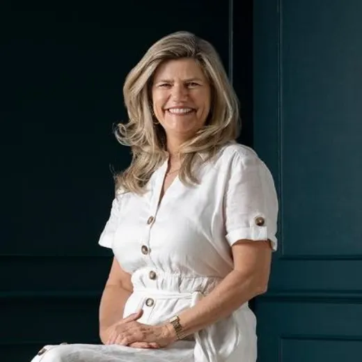 Nikki Van Gulick - Real Estate Agent at Marshall White - Boroondara