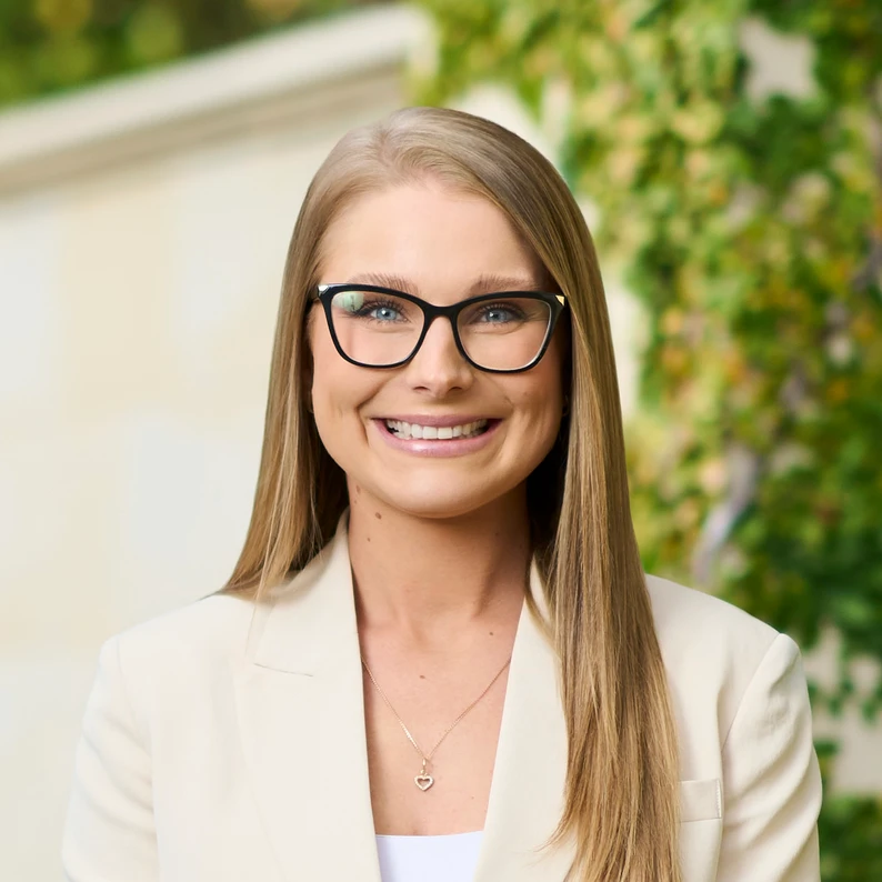 Rachael Farror - Real Estate Agent