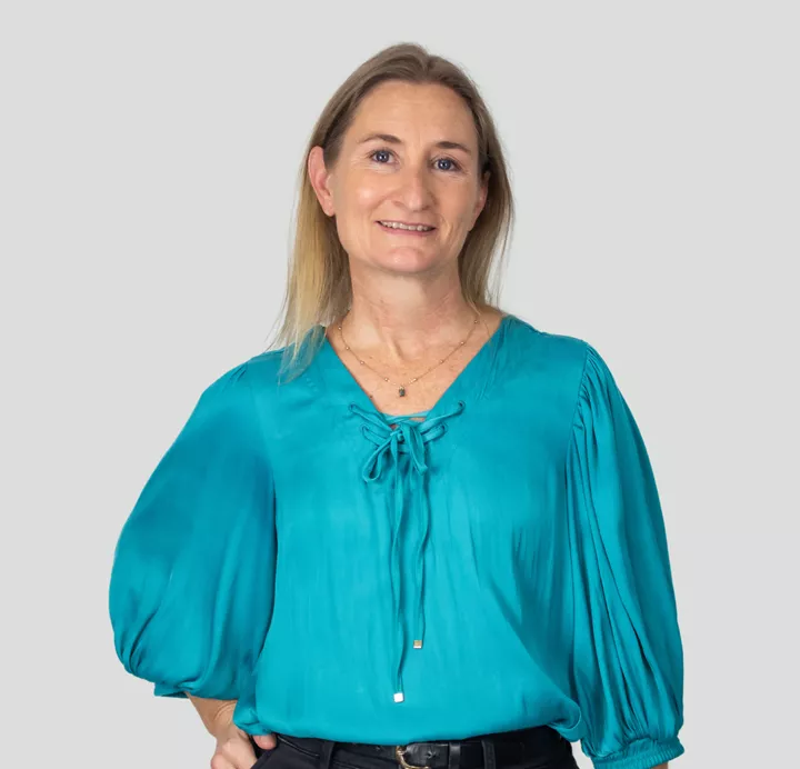 Chelsie Dolfin - Real Estate Agent