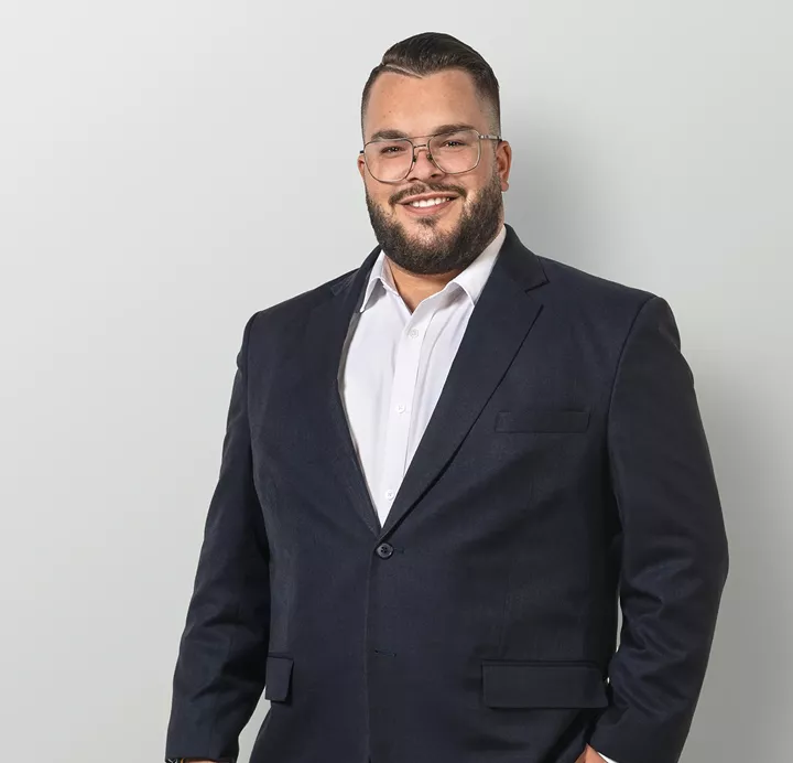 Arron Muckenschnabel - Real Estate Agent