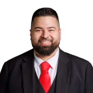 Noah Khanjani - Real Estate Agent
