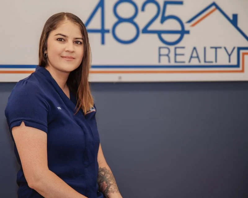 Stef Uppman - Real Estate Agent
