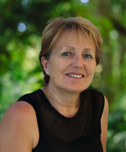 Faye Kinnear - Real Estate Agent at @realty - National Head Office Australia