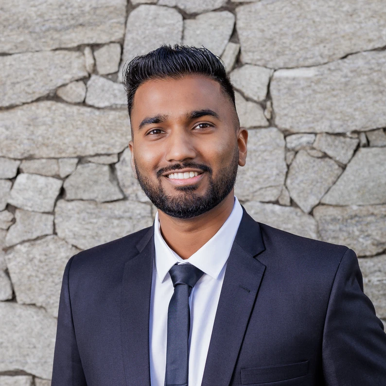 Sim Singh Real Estate Agent