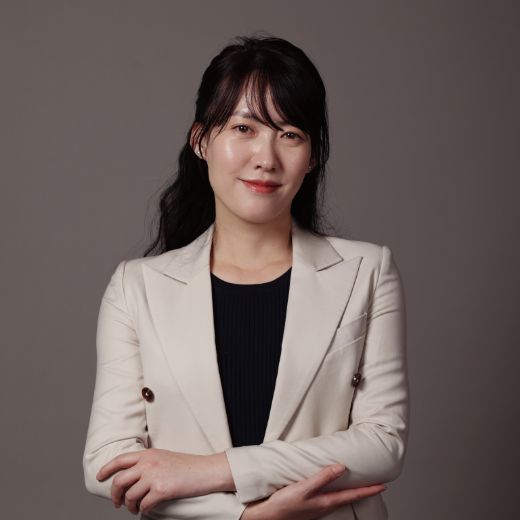Fiona Hu - Real Estate Agent at Plus Agency Prestige - SYDNEY