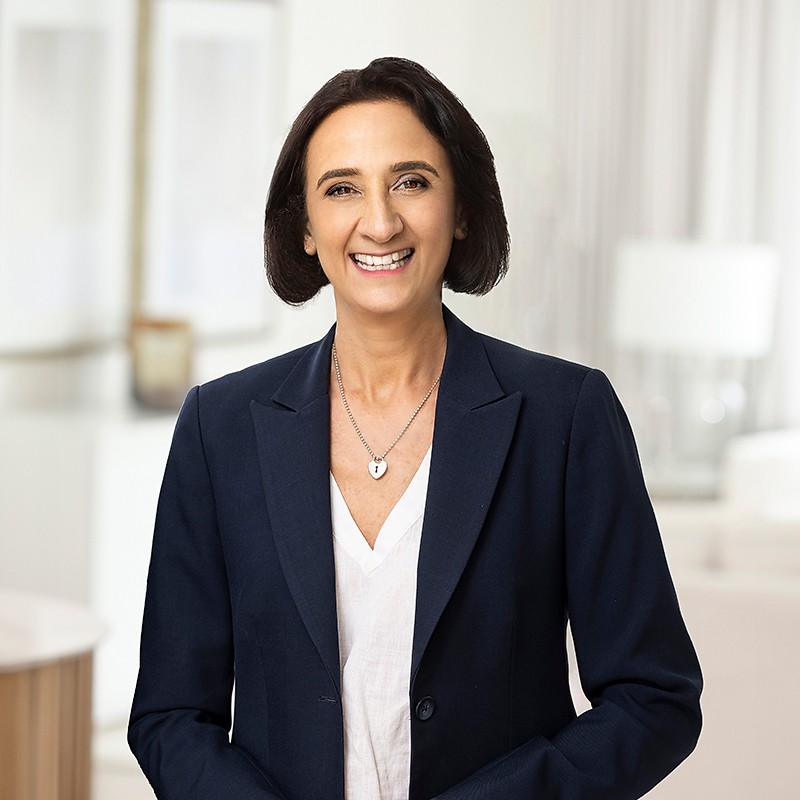 Fiona Thomas - Real Estate Agent