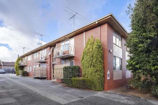 3/140 Hoffmans Road, Essendon, Vic 3040