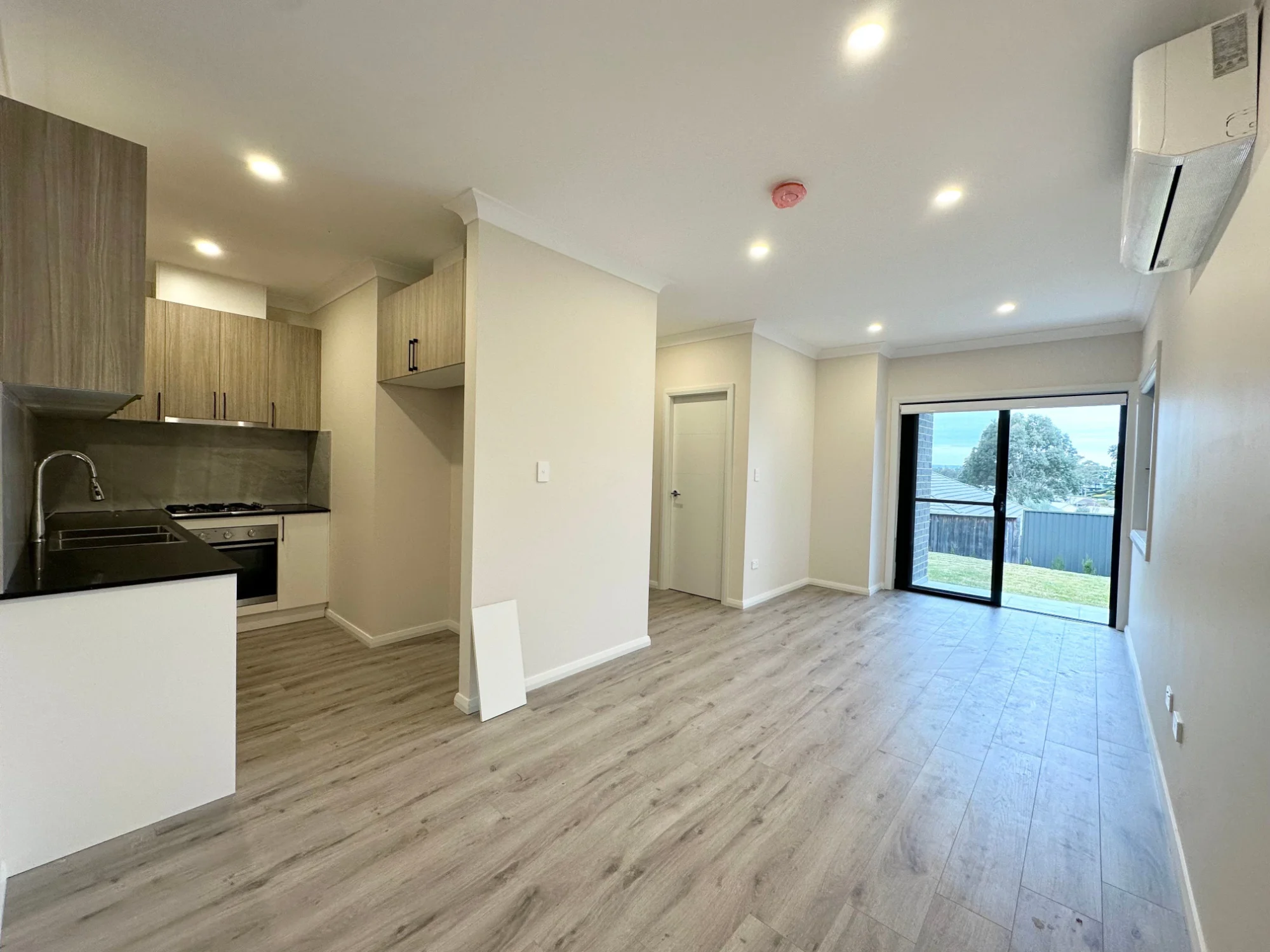 50a Mahoney Drive, Campbelltown NSW 2560