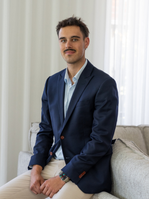 Flynn Dixon - Real Estate Agent