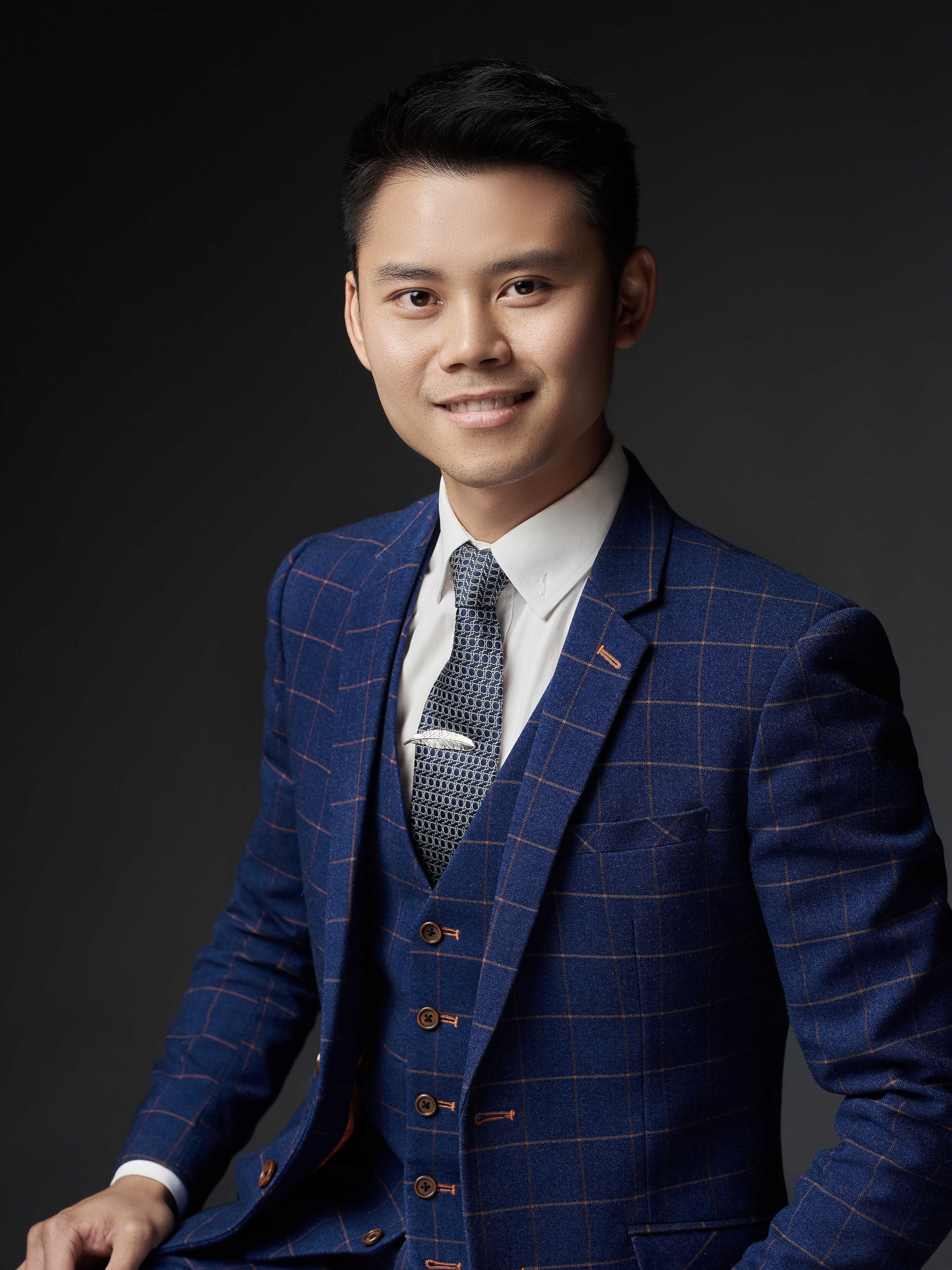 Frankie Yusheng Liang  Real Estate Agent