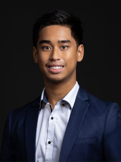GABRIEL OCAMPO - Real Estate Agent at Manor Real Estate