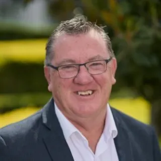 Garry Fairhurst - Real Estate Agent