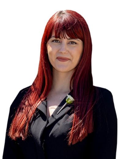 Gemma Lutz - Real Estate Agent at Mountain Creek Property - TAWONGA SOUTH