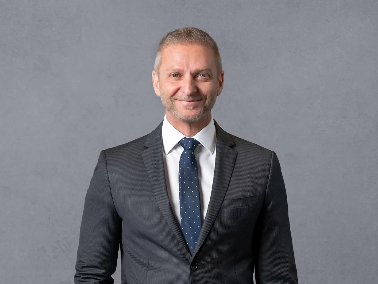 George Milionis - Real Estate Agent