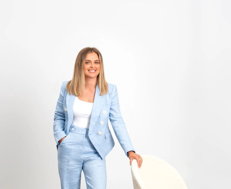Georgia Hinds - Real Estate Agent