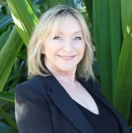 MariAnne Wills - Real Estate Agent at Garry White Real Estate